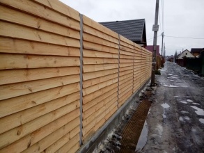 Деревянный забор елочка 150 метров фото в Поварово